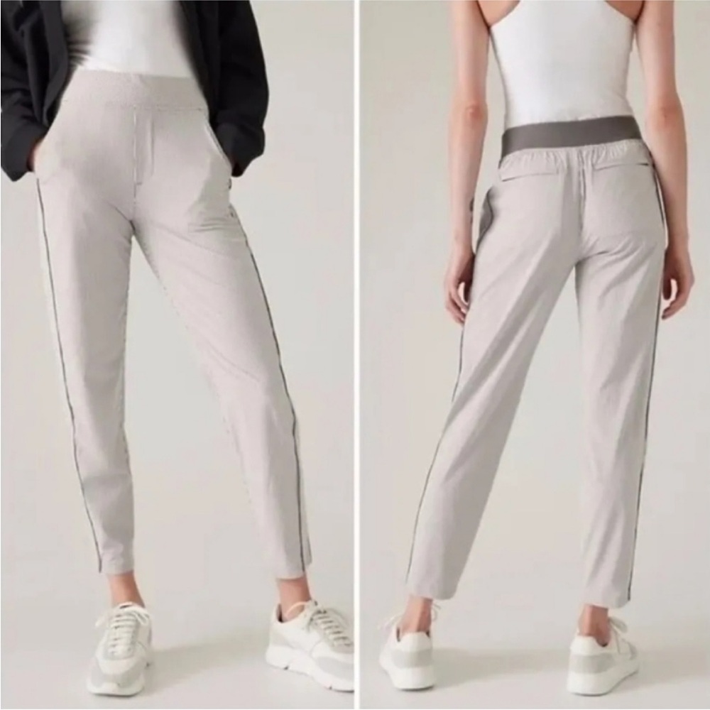 Athleta Textured Brooklyn Joggers Grey Striped Pants Loose Fit Tapered S…